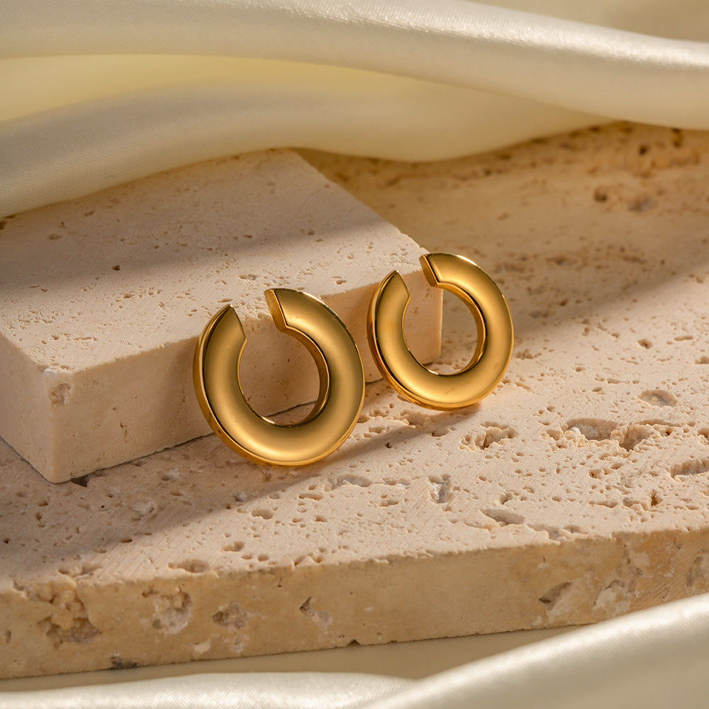 Clip de oreja a juego de moda minimalista para mujer