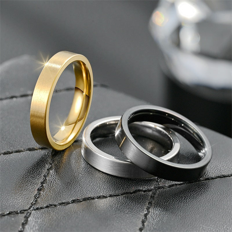 Bague en acier titane givré et mat simple à la mode