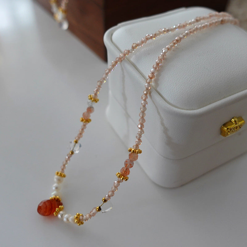 Collier de perles en pierre naturelle style français