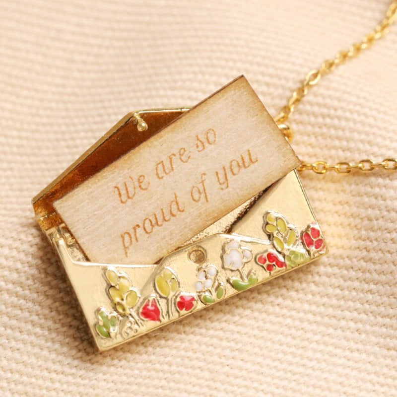 Ornement de collier pendentif petite boîte