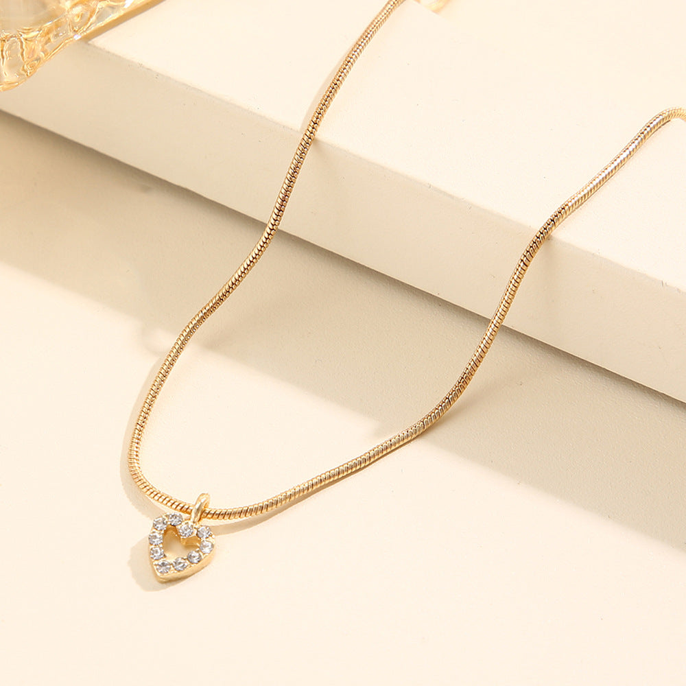 Chaîne de pull assortie avec tout, bijoux en Zircon, collier avec pendentif en forme de cœur de pêche