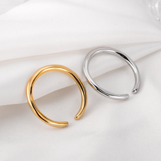 Bague ondulée à la mode pour femmes