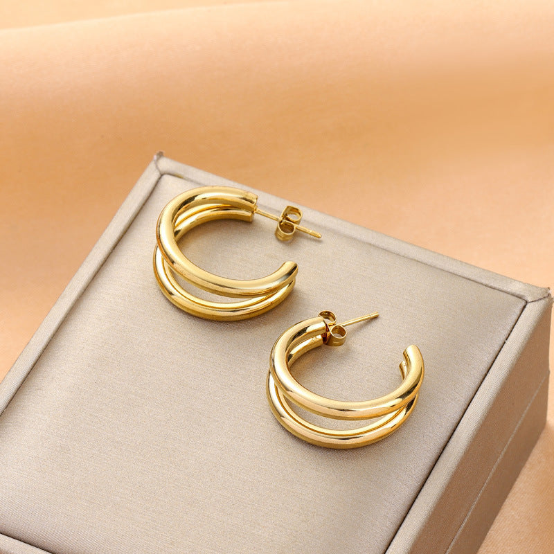 Boucles d'oreilles européennes et américaines en acier titane sans décoloration
