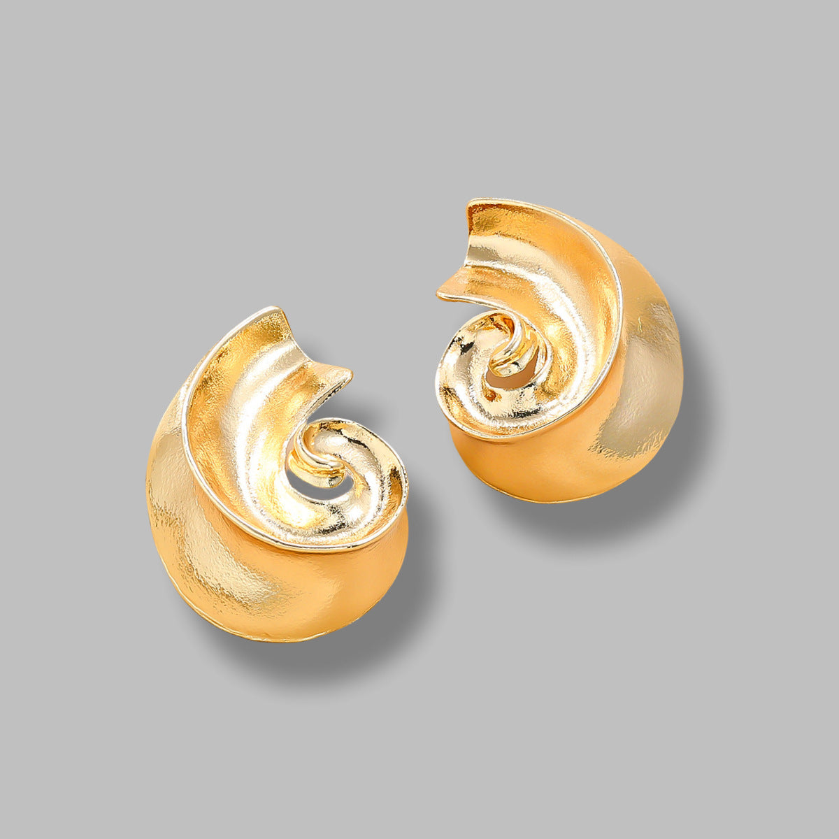 European And American Earrings Metal Alloy Earrings Women's Fashion Helical Metal Ornament