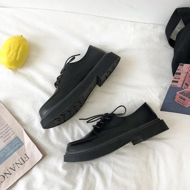 Chaussures en cuir à lacets à tête ronde assorties à la mode pour femmes