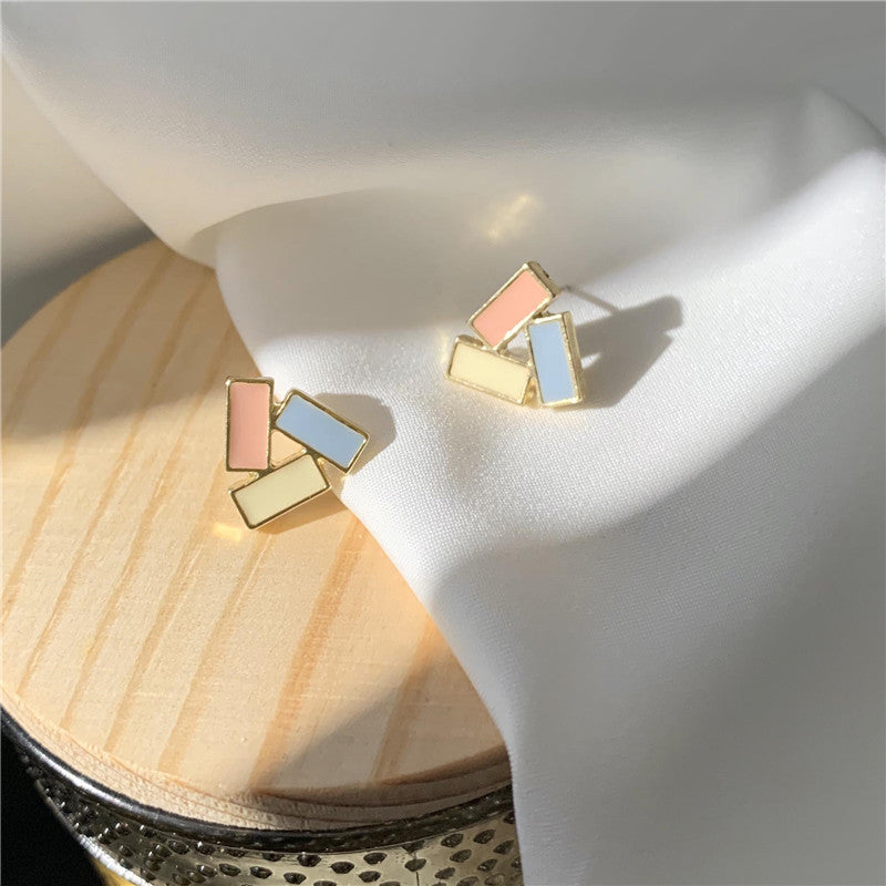 Petites boucles d'oreilles coréennes exquises, style froid