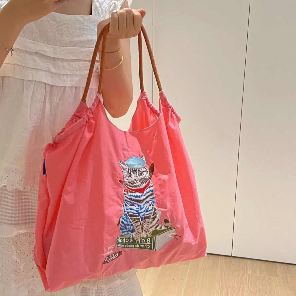 Bolsa de compras con bordado de gato de pintor japonés