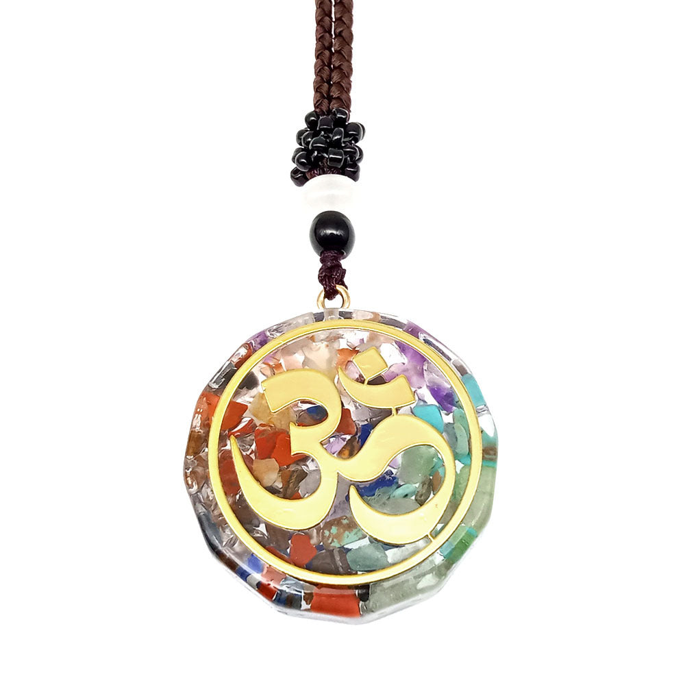Venta caliente transfronteriza collar de grava colorido colgante de cristal Natural ornamento de forma geométrica multilateral al por mayor