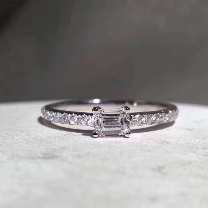 Bague en diamant rectangulaire Rock Candy en forme de barre exquise à la mode
