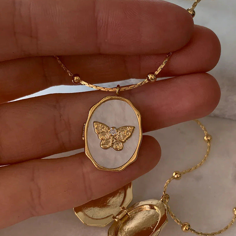 Shell Titanium Steel Album Necklace Opening And Closing Envelope Necklace