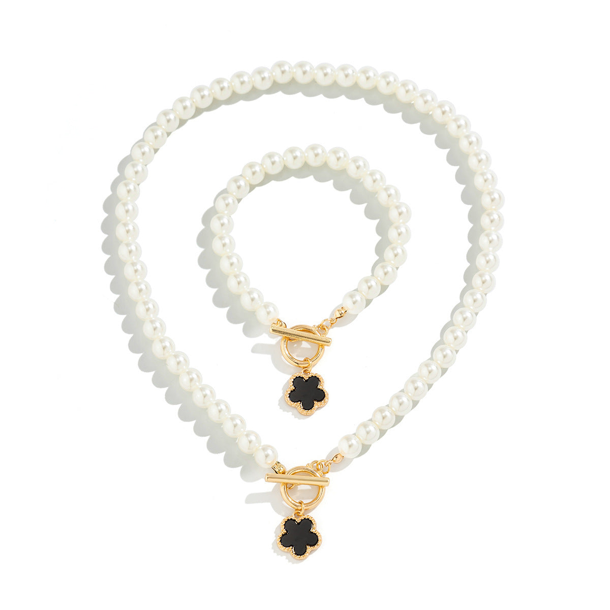Collier de perles de fleurs à cinq pétales, conception d'intérêt particulier
