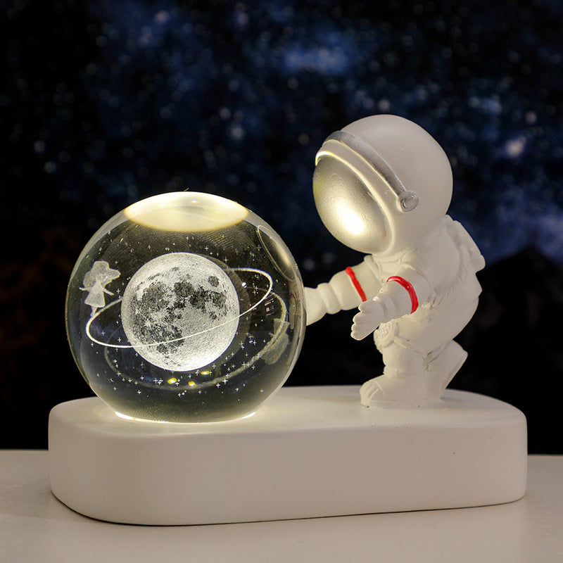 Luces nocturnas con bola de cristal de astronauta, galaxia planetaria brillante, alimentación USB, luz cálida para mesita de noche, regalo de cumpleaños