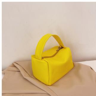 Bolso de mano con cadena todo fósforo de nueva moda de primavera