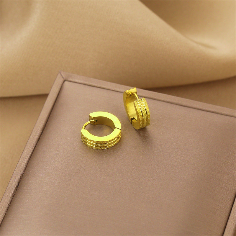 Boucles d'oreilles européennes et américaines en acier titane sans décoloration