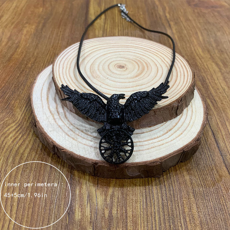Collier pendentif corbeau noir vintage