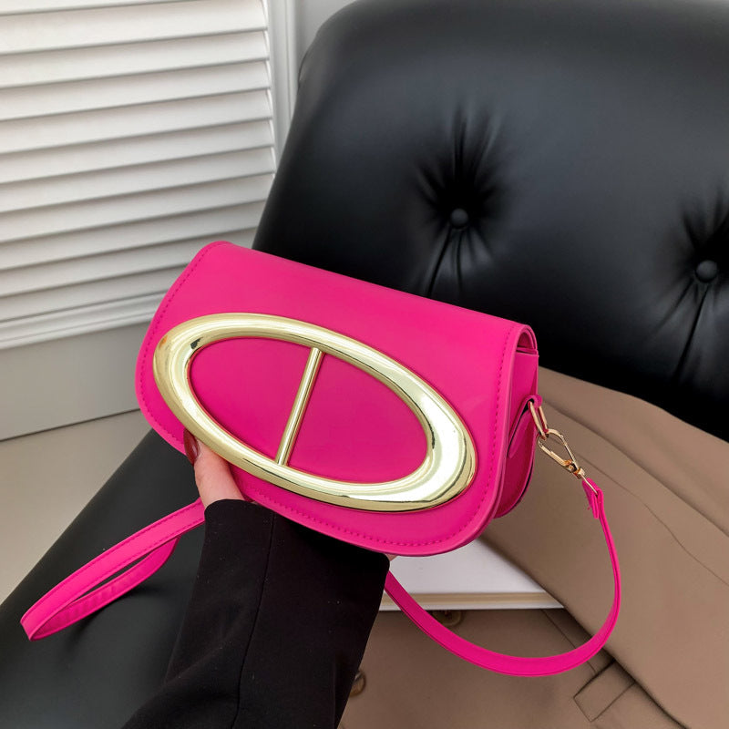 Bolso mensajero de un solo hombro con cerradura estilo occidental de buena textura elegante