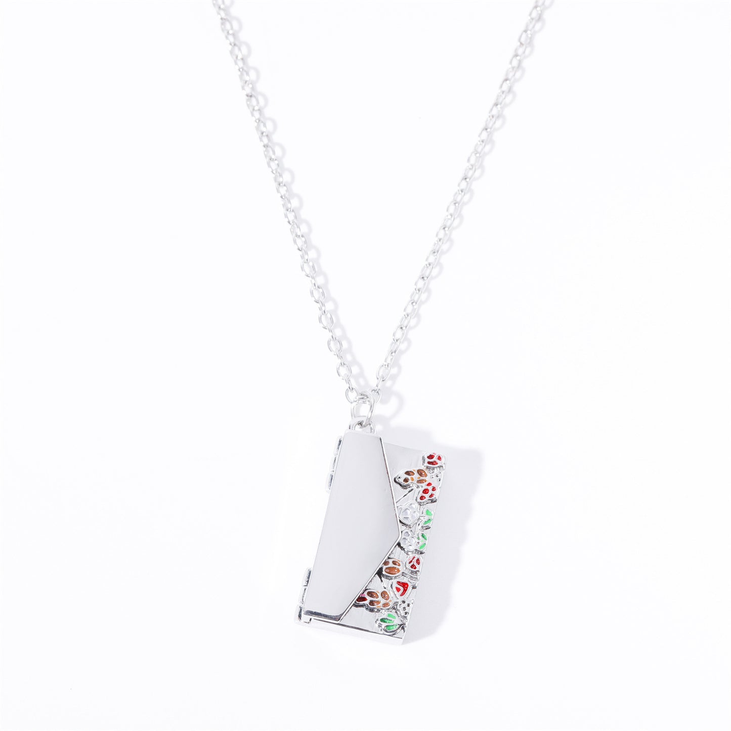 Ornement de collier pendentif petite boîte