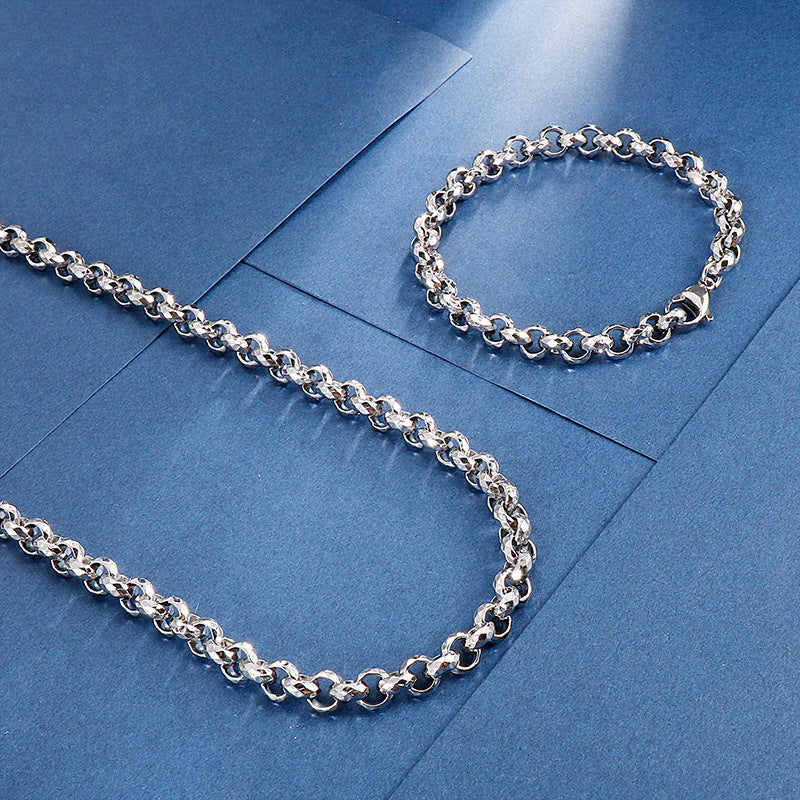 Bracelet pour homme en acier titane avec chaîne à surface multi-coupe