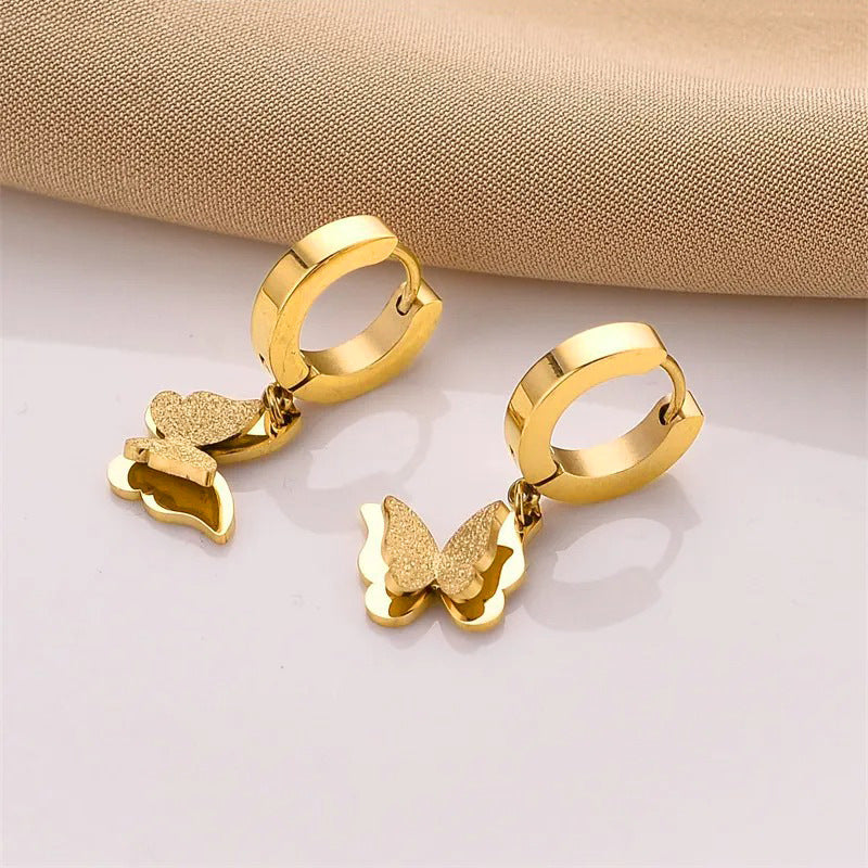 Boucles d'oreilles européennes et américaines en acier titane sans décoloration