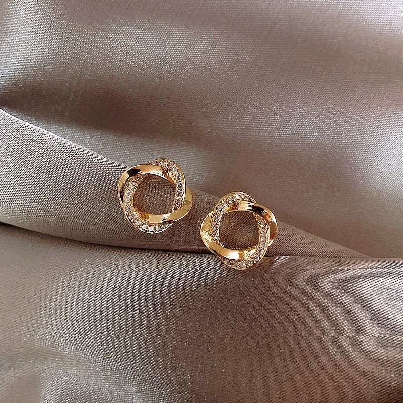 Petites boucles d'oreilles coréennes exquises, style froid
