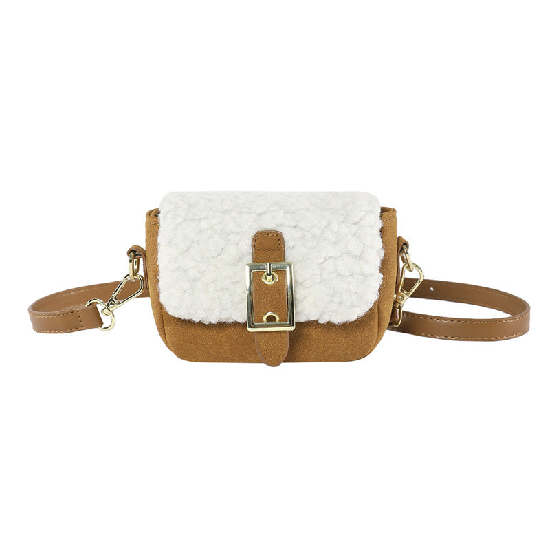 Sac sous les bras tendance avec coutures en peluche pour femme