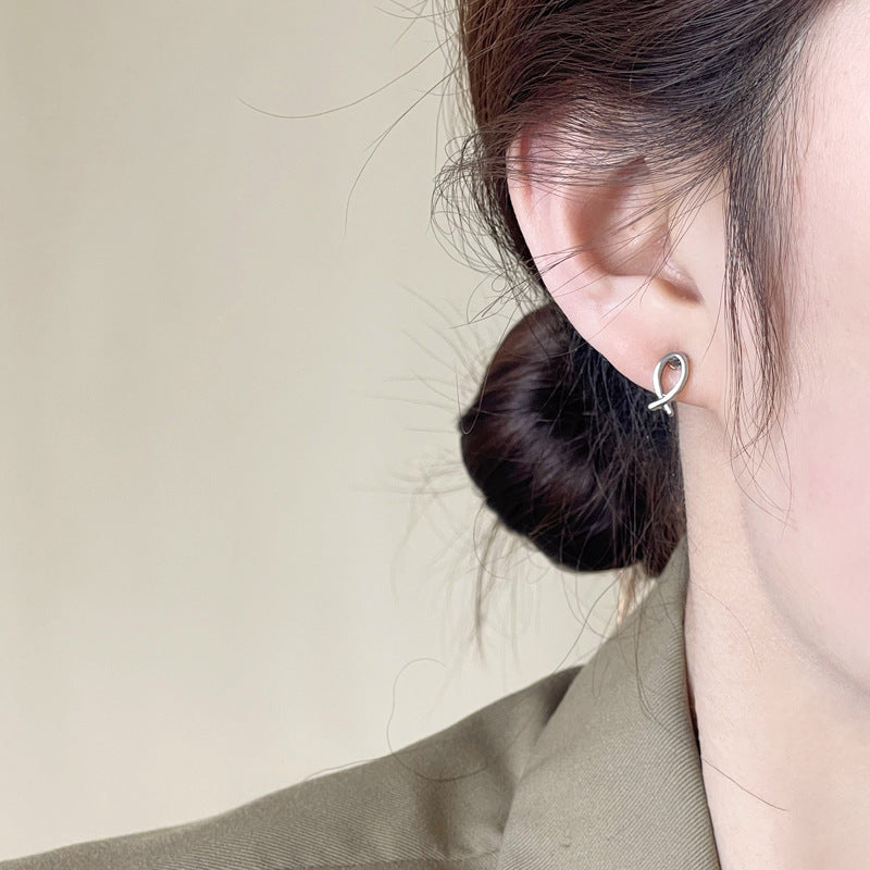 Sterling Silver Needle Hollow Fish Shape Ear Studs