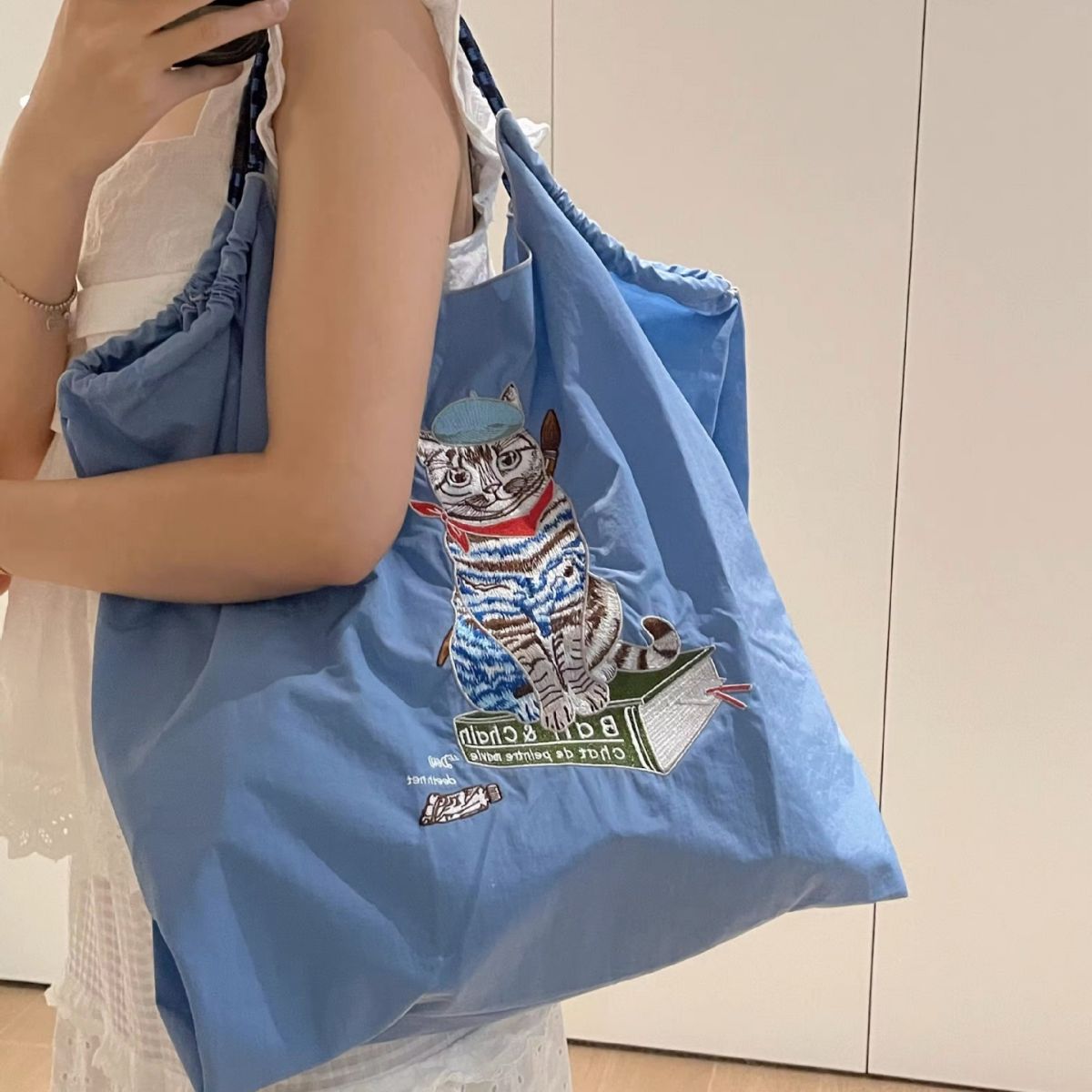 Bolsa de compras con bordado de gato de pintor japonés