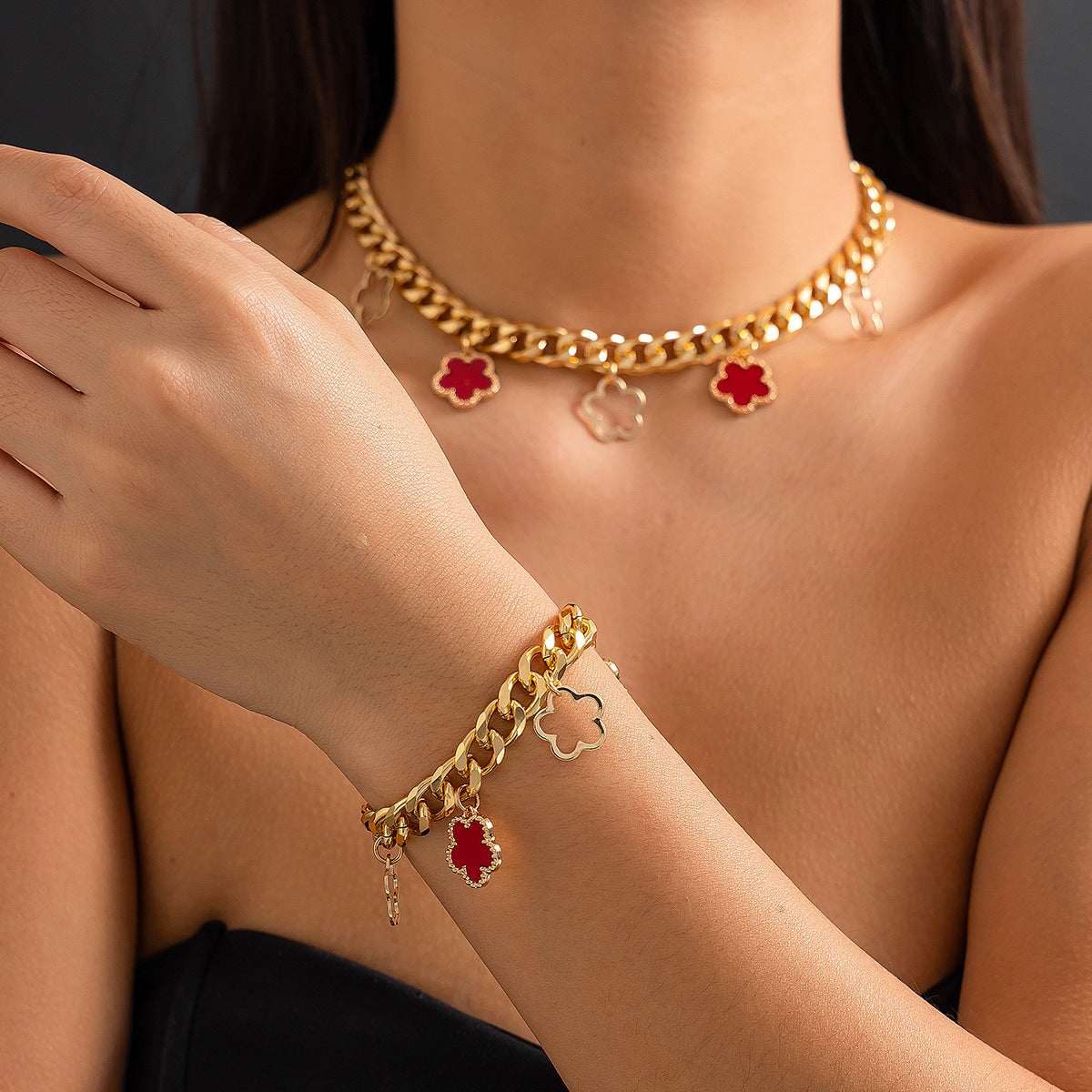 Collier pendentif en herbe de Parthenocissus de couleur à la mode pour femmes