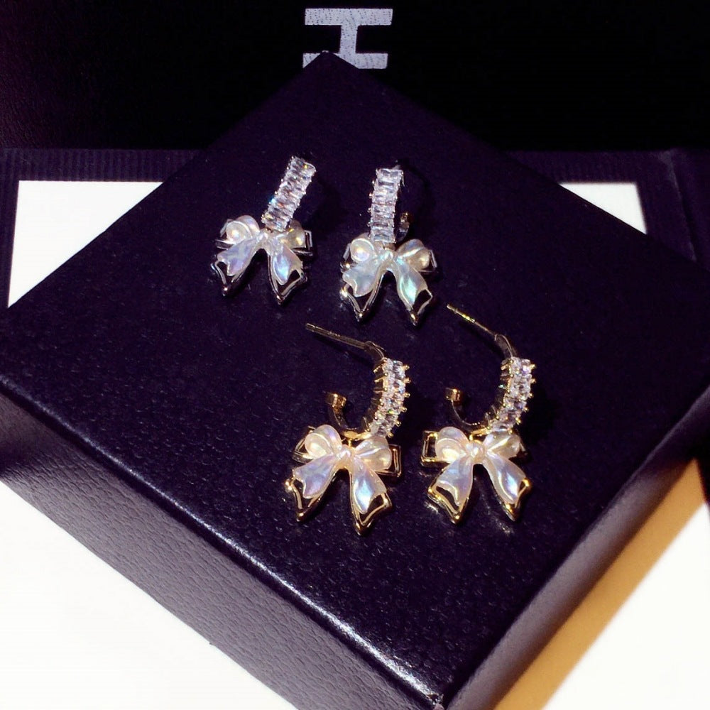 Boucles d'oreilles capricieuses en Zirconium incrusté de mode pour femmes
