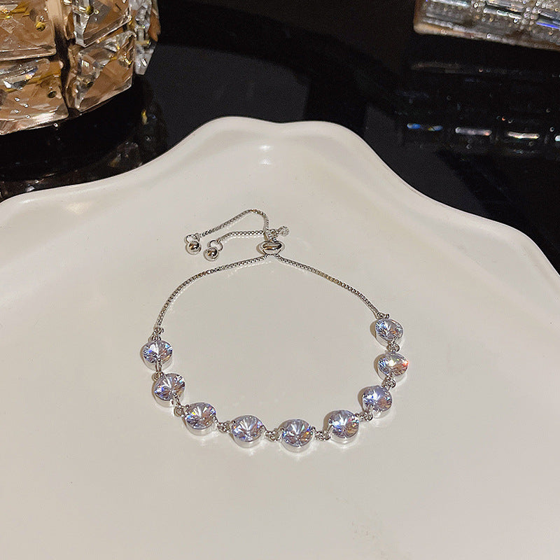 Pulsera versátil de perlas y flores de circón