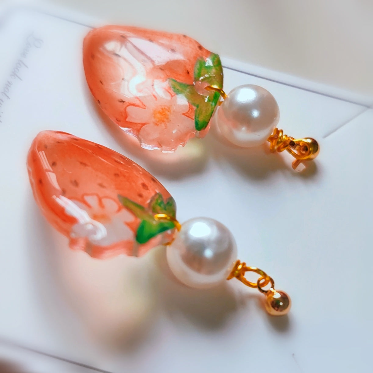 Boucles d'oreilles originales à la fraise, dessin animé de fruits