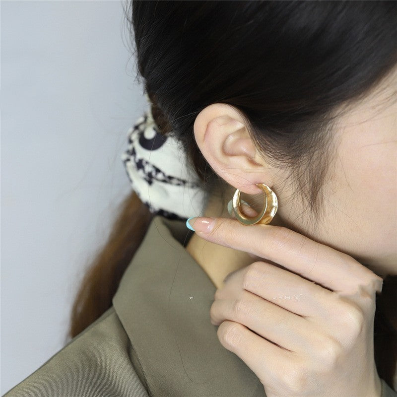 Boucles d'oreilles de banlieue classiques simples pour femmes