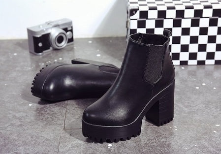 Bottes pour femmes en peluche à plateforme imperméable avec bout rond Martin