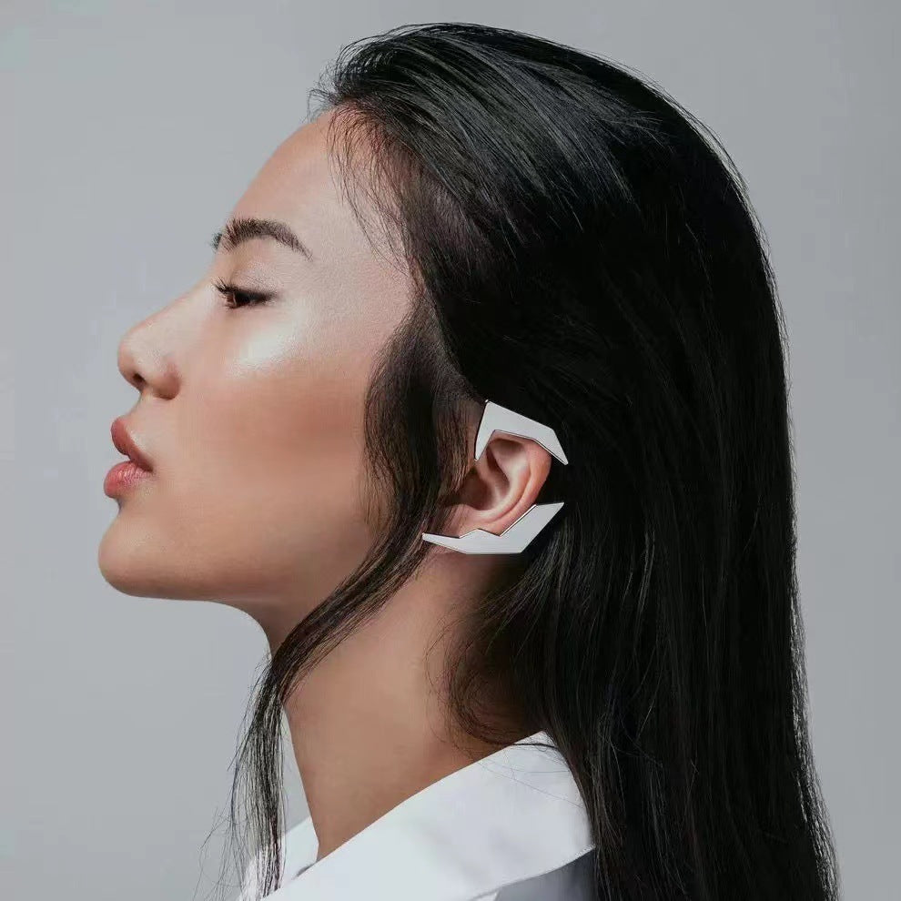 Boucles d'oreilles de polissage en cuivre de style mécanique futur