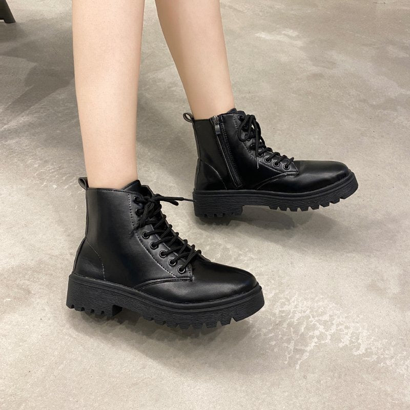 Nouvelles bottes noires pour femmes
