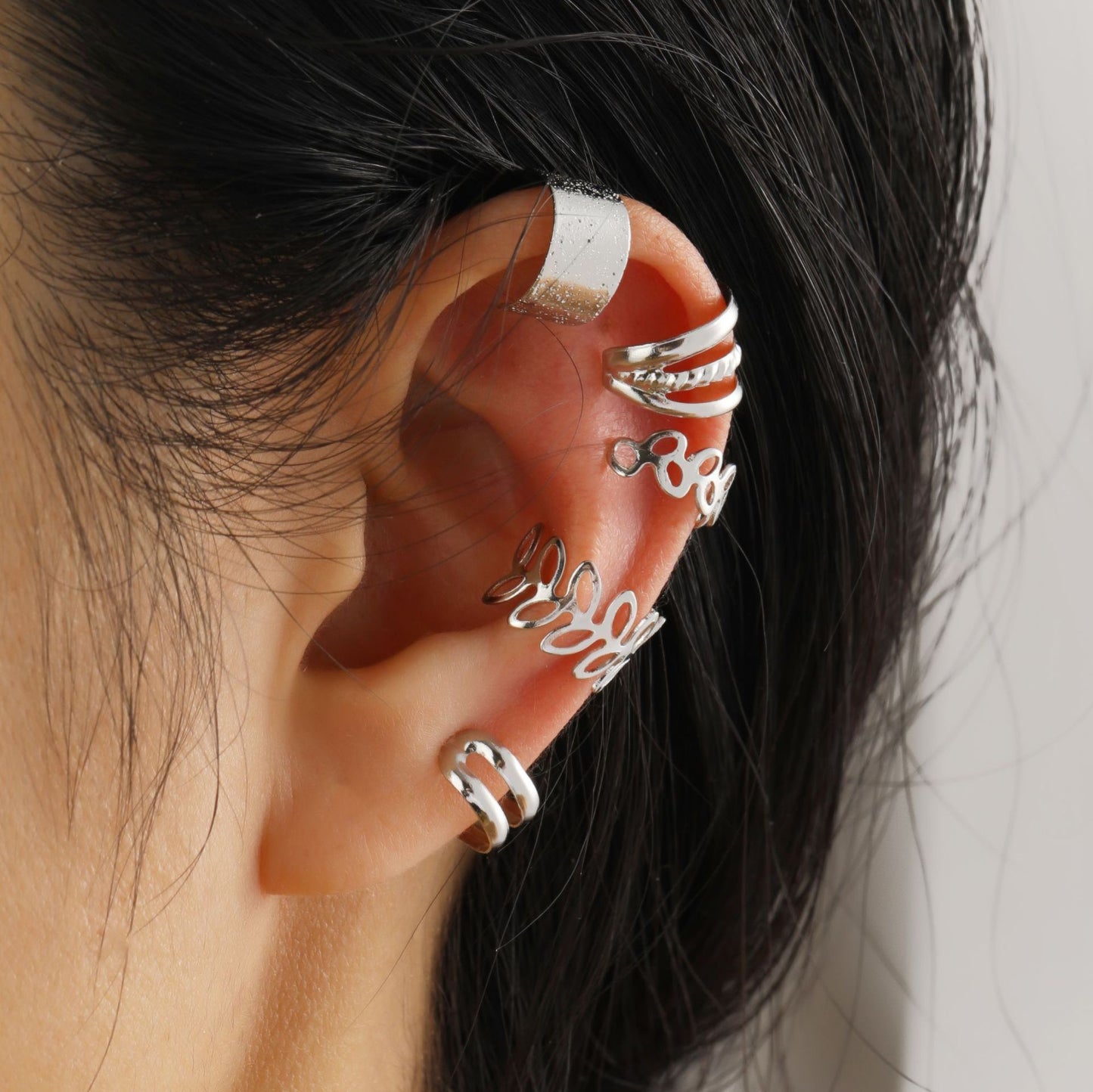 Ensemble créatif simple de cinq clips d'oreille non percés