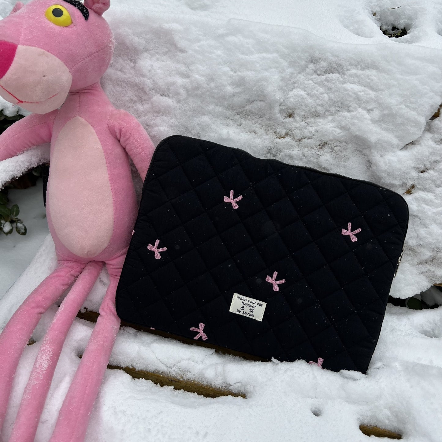 Lindo bolso para guardar cuadernos con lazo bordado y rombos