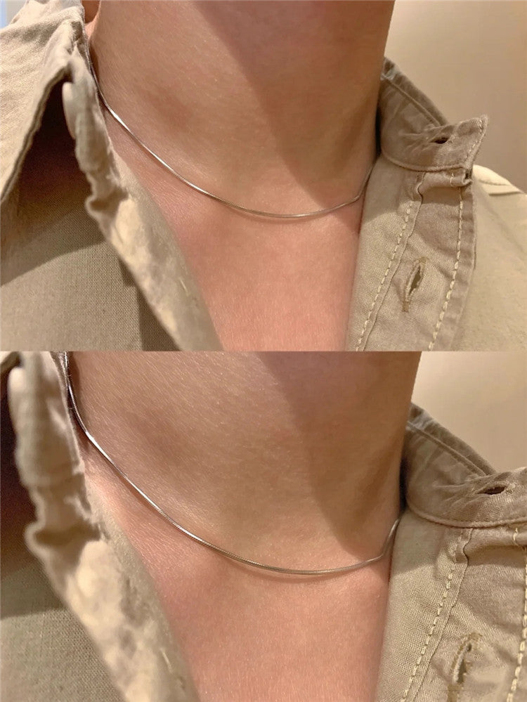 Collier serpent carré exquis minimaliste pour femme