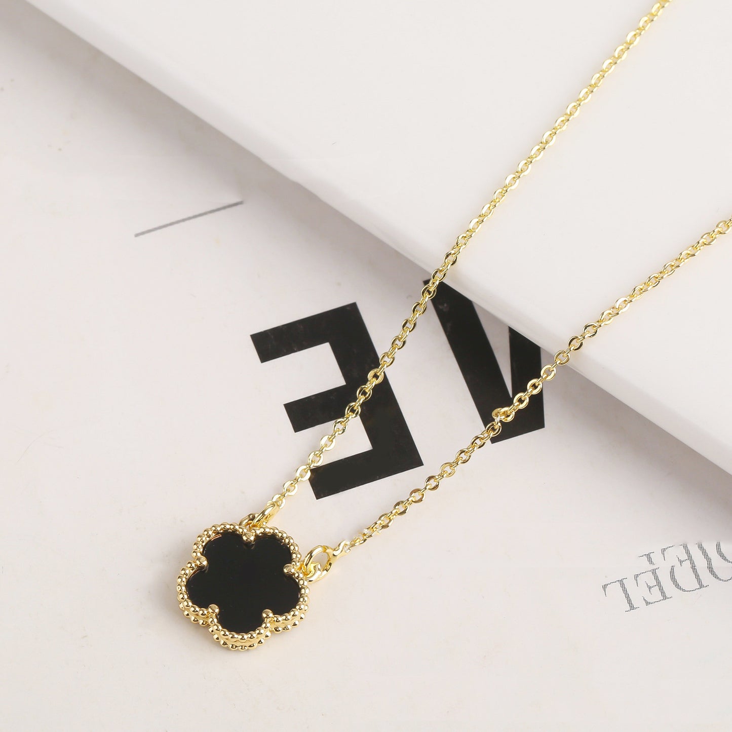 Five-petal Flower Hanging Necklace For Women