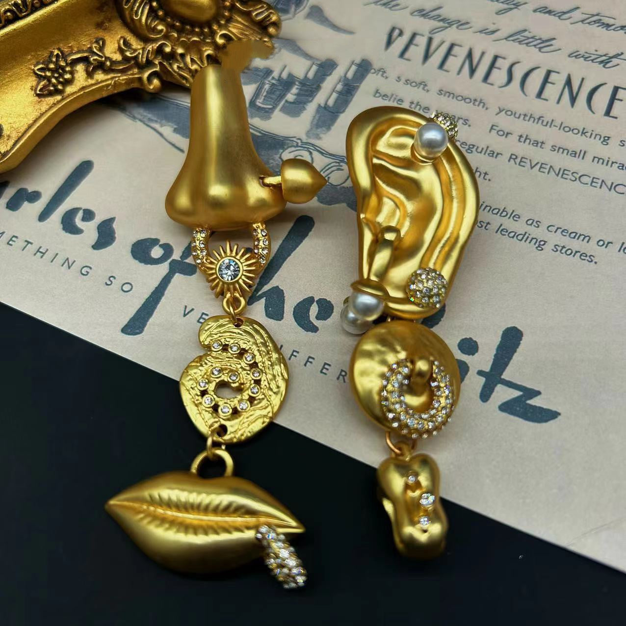 Graceful And Fashionable Nose Mouth Ear Expression Earrings