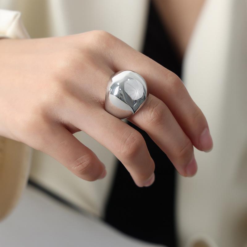 Women's Retro Titanium Steel Ring