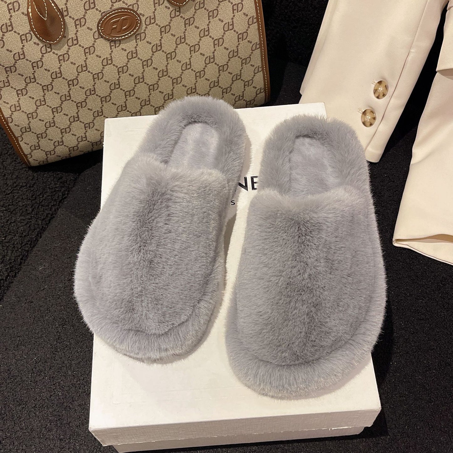 Women's Fashion All-matching Fluffy Slippers