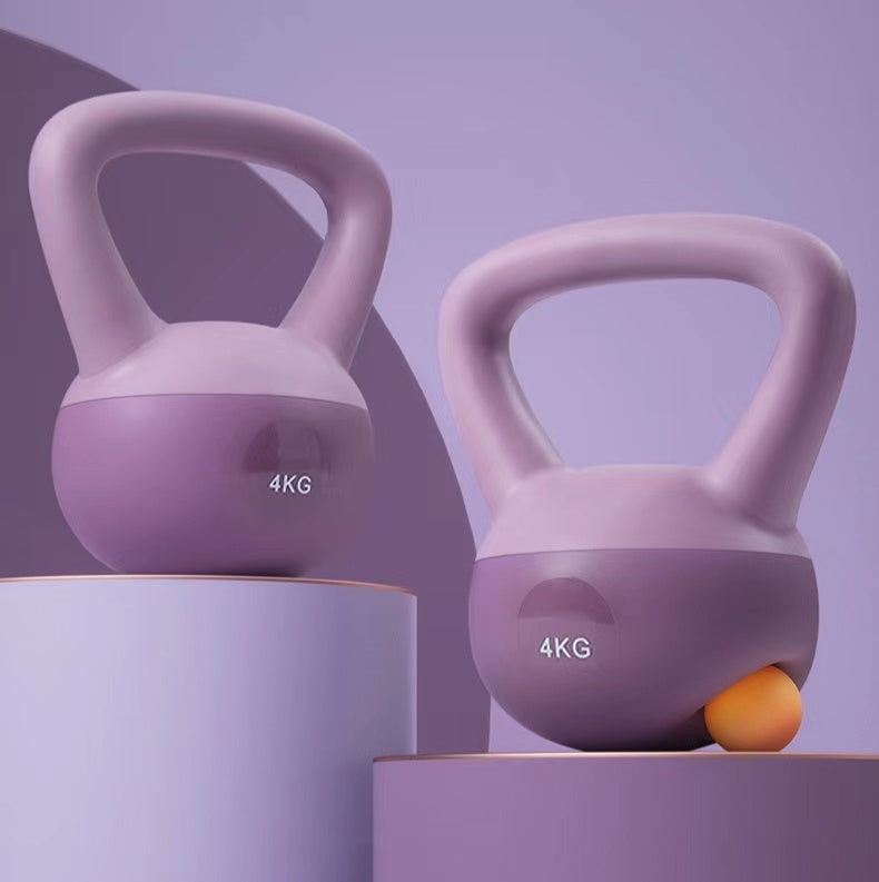 Kettlebell à domicile pour femmes