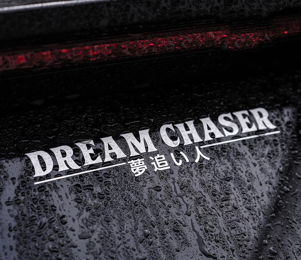 Pegatina china para Dream Chaser en el cristal de la ventana trasera del coche