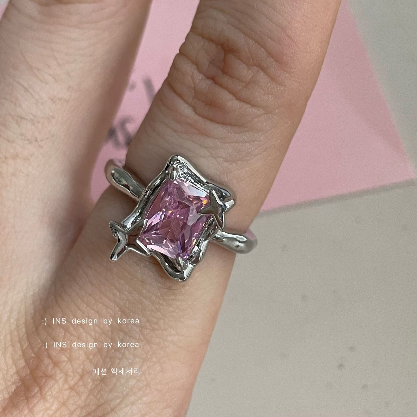 Anillo cuadrado de circón para mujer, temperamento de lujo ligero ajustable