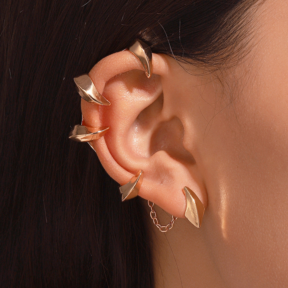 Mode féminine gothique démon Minions oreille suspendue