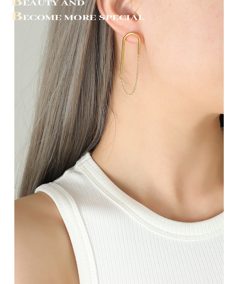 Clous d'oreilles en forme de U avec chaîne de style Ins européen et américain
