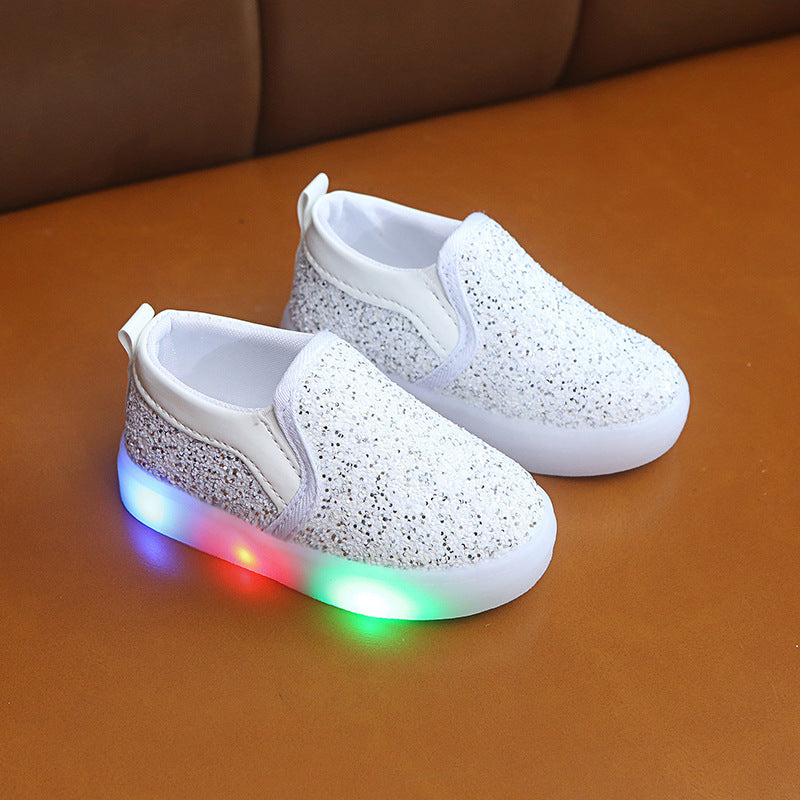 Zapatillas de deporte LED para niños Zapatillas de deporte iluminadas para bebés y niños pequeños Zapatos ligeros con lentejuelas para niñas