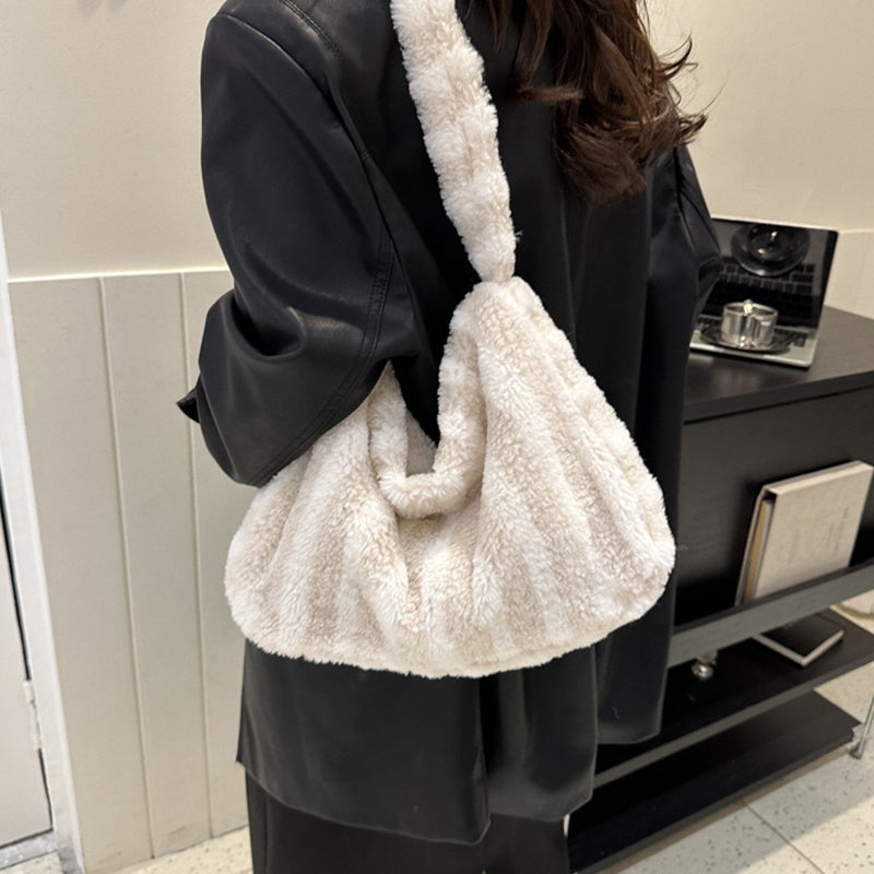 Sac en peluche rayé de grande capacité, nouvelle mode d'hiver, fourre-tout Portable, sacs à bandoulière Shopping, sacs à main en fourrure pour femmes