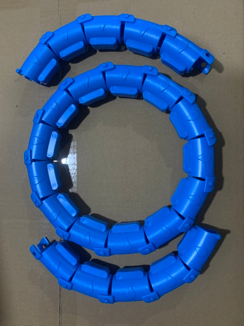 Mujer perezosa con abdomen y cintura Pérdida de peso y fitness inteligente